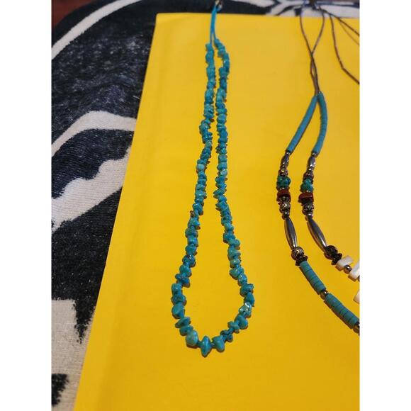🔥Vintage 1970s Handmade Turquoise Necklace🔥 - Picture 3 of 4